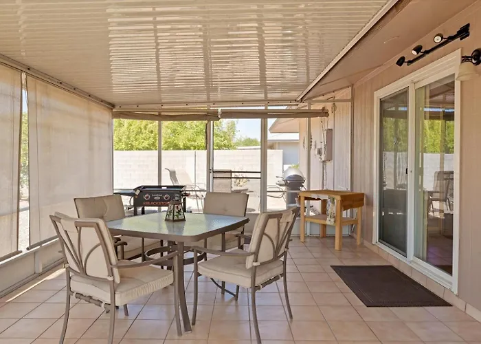 Sun Retreat W Patio, Grill & Backyard Dom wakacyjny