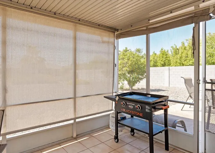Dom wakacyjny Sun Retreat W Patio, Grill & Backyard Sun City
