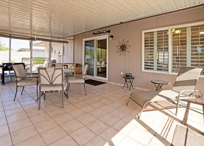Dom wakacyjny Sun Retreat W Patio, Grill & Backyard Sun City